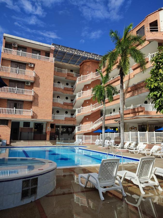 Zahira Hotel Melgar Luaran gambar