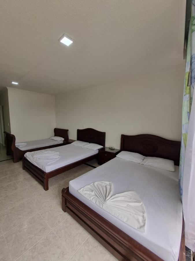 Zahira Hotel Melgar Luaran gambar