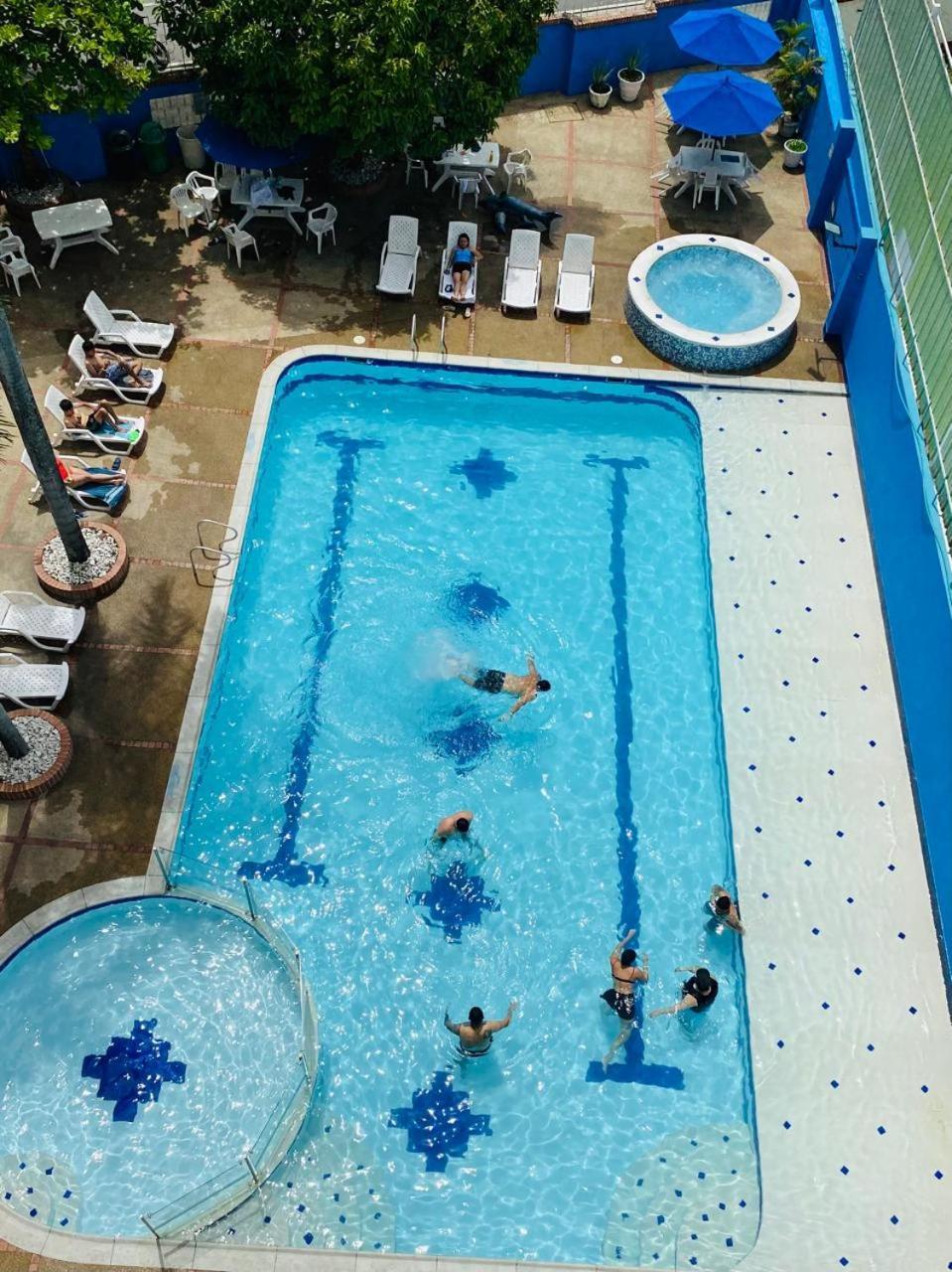 Zahira Hotel Melgar Luaran gambar